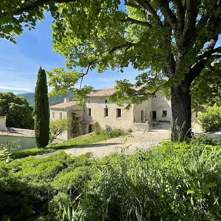 Holiday home Maison Sur Les Hauteurs De *