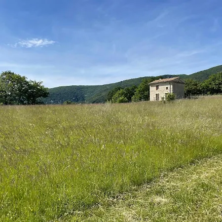 Holiday home Maison Sur Les Hauteurs De *